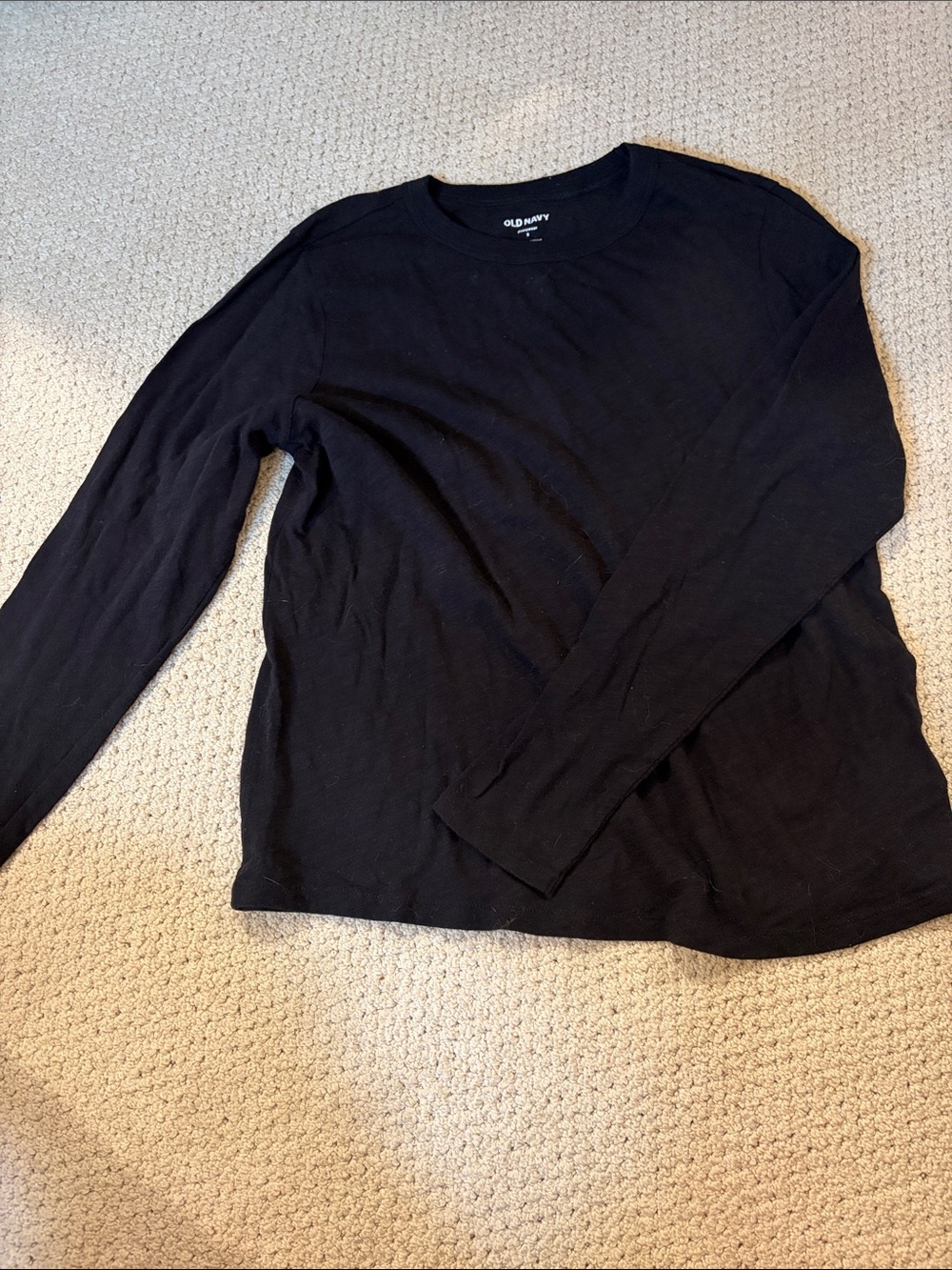 Old Navy Black Long Sleeve Crewneck Tee